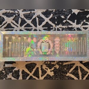 TIK TOK Viral 30pcs rhinestone makeup brush set